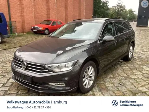 Used VOLKSWAGEN PASSAT Petrol 2019 Ad 