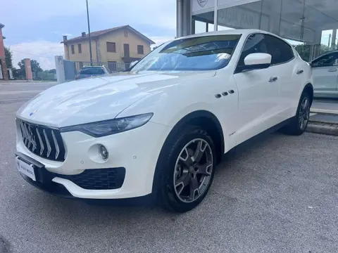 Annonce MASERATI LEVANTE Diesel 2017 d'occasion 