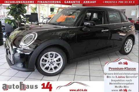 Used MINI ONE Petrol 2021 Ad Germany