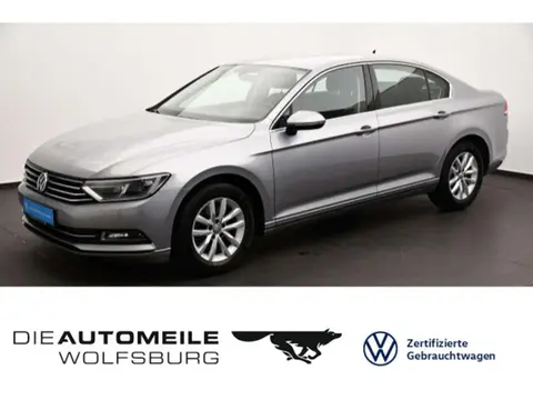 Used VOLKSWAGEN PASSAT Petrol 2019 Ad 