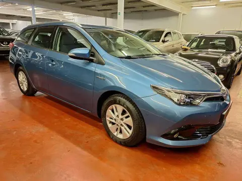 Used TOYOTA AURIS Hybrid 2018 Ad Belgium