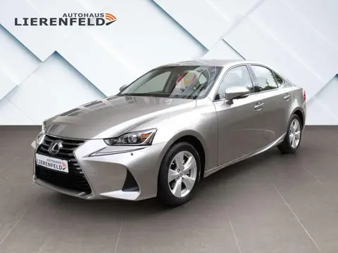 Used LEXUS IS Hybrid 2017 Ad 