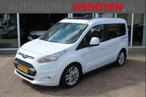 Used FORD TOURNEO Petrol 2015 Ad 