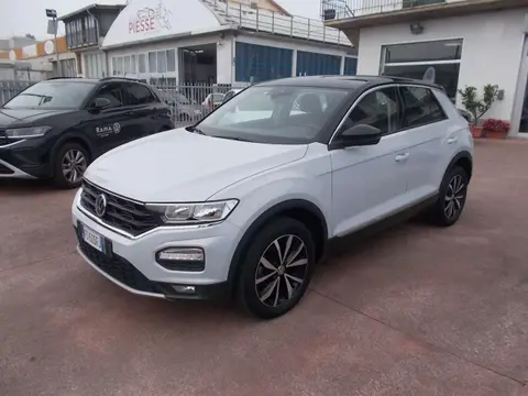 Annonce VOLKSWAGEN T-ROC Essence 2018 d'occasion 