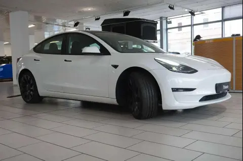 Used TESLA MODEL 3 Electric 2022 Ad 