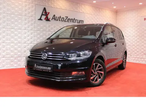 Used VOLKSWAGEN TOURAN Diesel 2017 Ad 