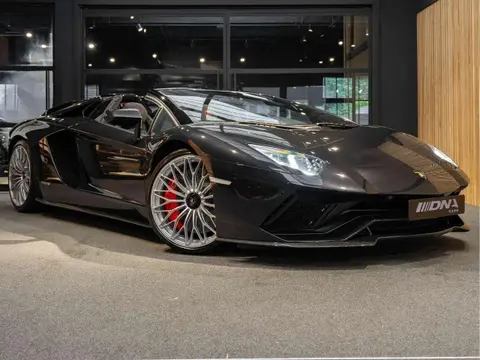 Used LAMBORGHINI AVENTADOR Petrol 2018 Ad 