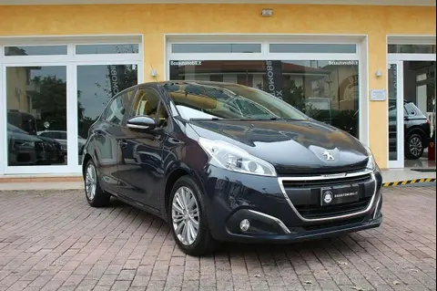 Used PEUGEOT 208 Petrol 2018 Ad 