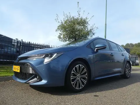 Used TOYOTA COROLLA Hybrid 2019 Ad 