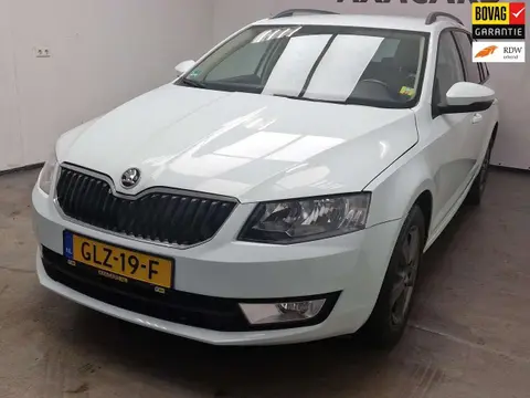 Annonce SKODA OCTAVIA Essence 2016 d'occasion 