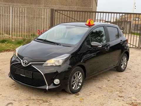 Used TOYOTA YARIS Petrol 2015 Ad 