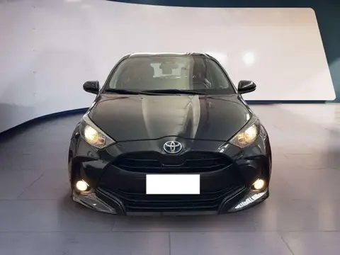 Used TOYOTA YARIS Hybrid 2021 Ad 