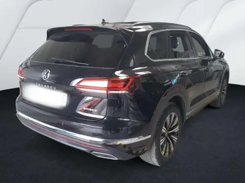 Used VOLKSWAGEN TOUAREG Hybrid 2021 Ad 