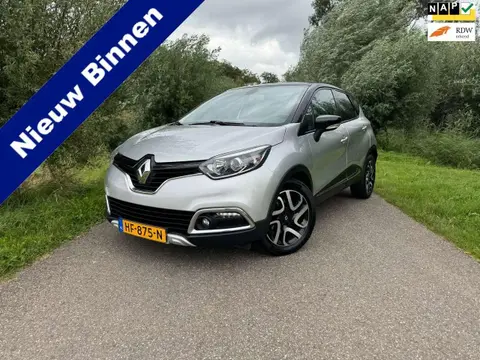 Annonce RENAULT CAPTUR Essence 2015 d'occasion 