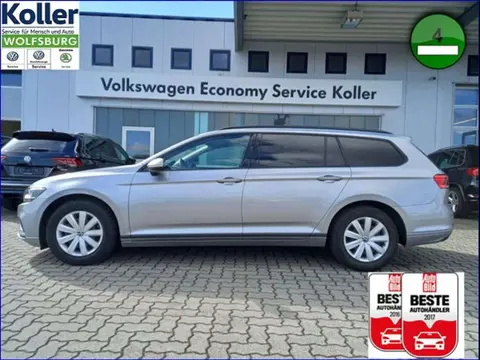 Used VOLKSWAGEN PASSAT Petrol 2022 Ad 