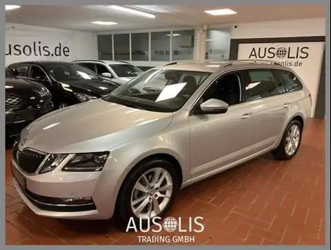 Used SKODA OCTAVIA Petrol 2020 Ad 