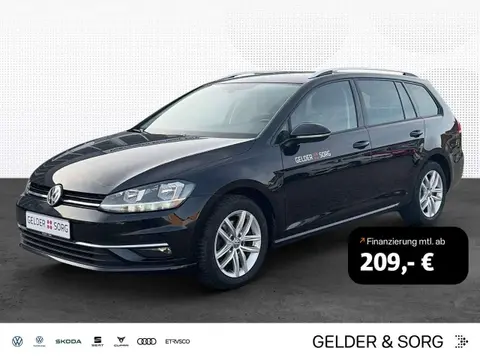 Used VOLKSWAGEN GOLF Petrol 2017 Ad 