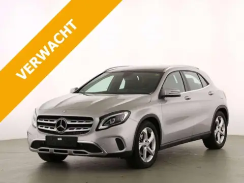 Annonce MERCEDES-BENZ CLASSE GLA Essence 2017 d'occasion 