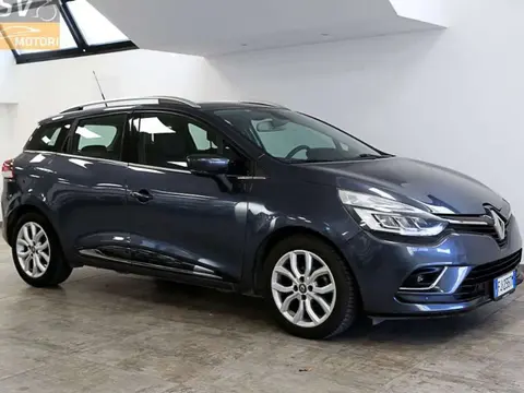 Used RENAULT CLIO Diesel 2017 Ad 