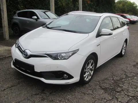 Used TOYOTA AURIS Hybrid 2018 Ad 