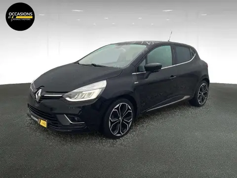 Used RENAULT CLIO Petrol 2017 Ad 