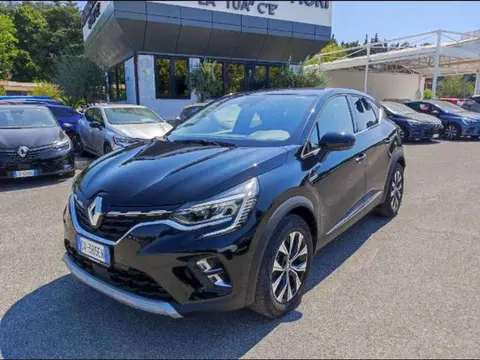 Used RENAULT CAPTUR Hybrid 2024 Ad 