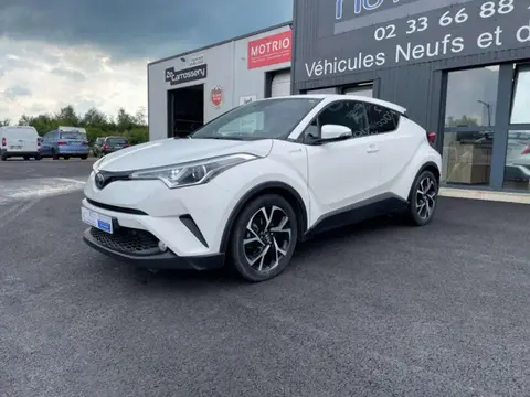 Annonce TOYOTA C-HR Hybride 2018 d'occasion 