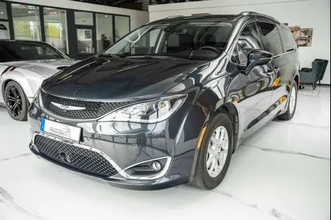 Used CHRYSLER PACIFICA Petrol 2019 Ad 