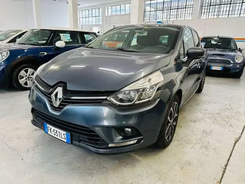 Used RENAULT CLIO LPG 2017 Ad 