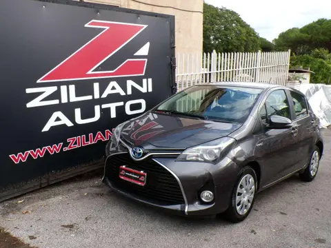 Used TOYOTA YARIS Hybrid 2015 Ad 