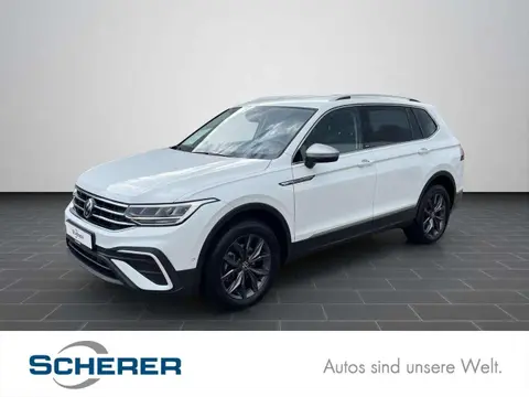 Used VOLKSWAGEN TIGUAN Petrol 2024 Ad 