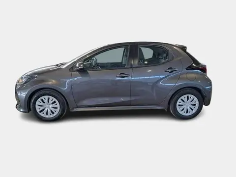 Used TOYOTA YARIS Hybrid 2021 Ad 