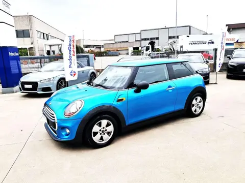 Used MINI ONE Petrol 2015 Ad 