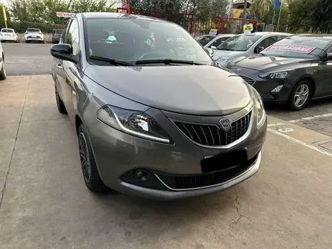 Used LANCIA YPSILON Hybrid 2022 Ad 