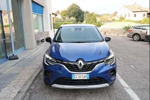 Used RENAULT CAPTUR Hybrid 2021 Ad 