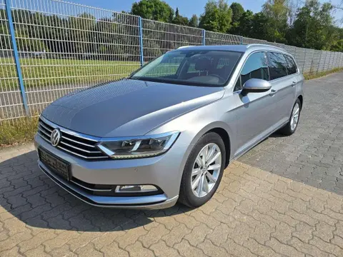 Used VOLKSWAGEN PASSAT Petrol 2019 Ad 