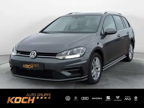 Used VOLKSWAGEN GOLF Petrol 2019 Ad Germany