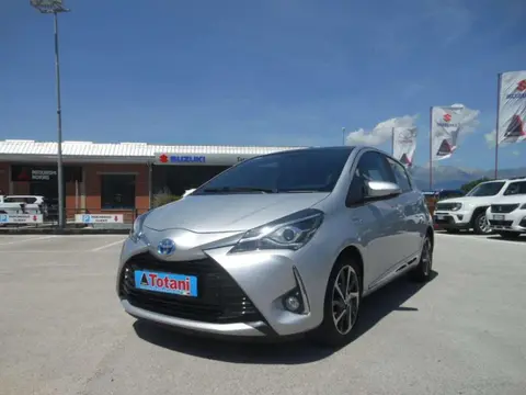 Used TOYOTA YARIS Hybrid 2017 Ad 