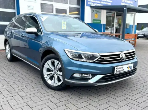 Used VOLKSWAGEN PASSAT Petrol 2016 Ad 