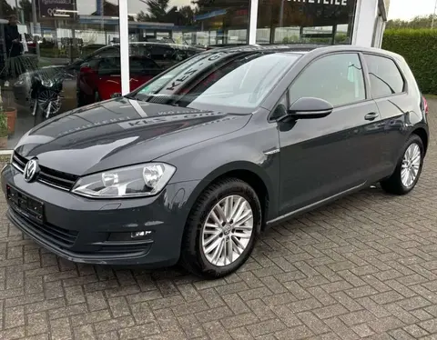 Used VOLKSWAGEN GOLF Petrol 2015 Ad 