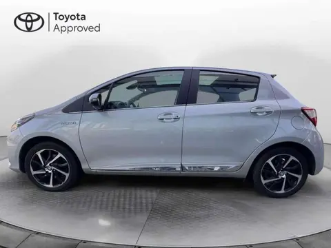 Used TOYOTA YARIS Hybrid 2019 Ad 