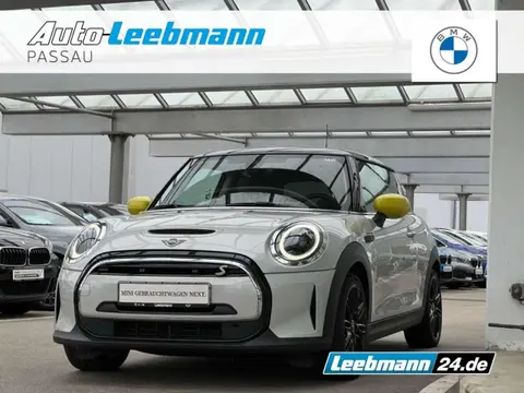 Used MINI COOPER Electric 2021 Ad Germany