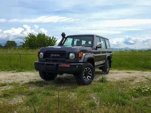 Annonce TOYOTA LAND CRUISER Essence 2024 d'occasion 