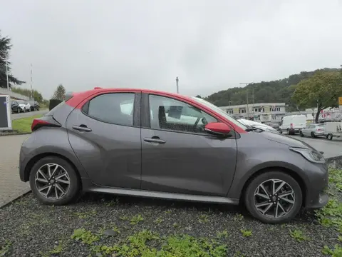 Used TOYOTA YARIS Hybrid 2021 Ad 