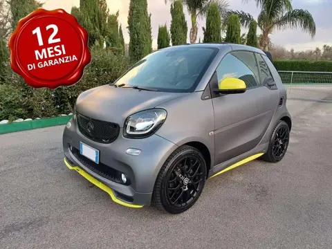 Annonce SMART FORTWO Essence 2017 d'occasion 