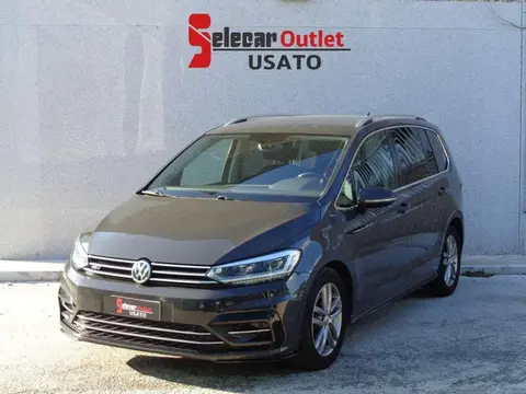 Used VOLKSWAGEN TOURAN Diesel 2017 Ad 