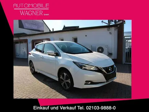 Used NISSAN LEAF Electric 2021 Ad 