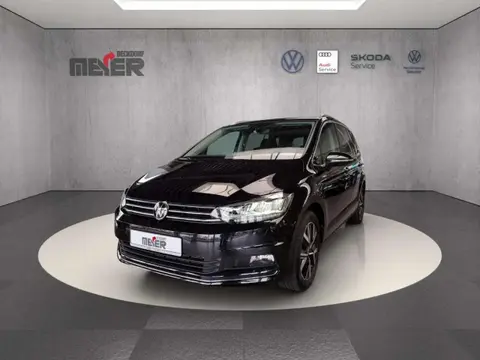 Used VOLKSWAGEN TOURAN Petrol 2022 Ad 