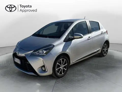 Used TOYOTA YARIS Hybrid 2018 Ad 