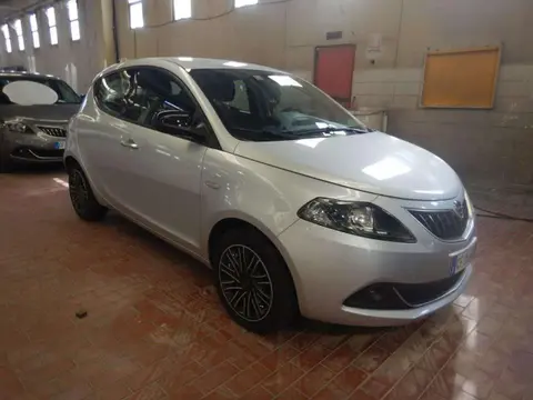 Annonce LANCIA YPSILON Hybride 2021 d'occasion 